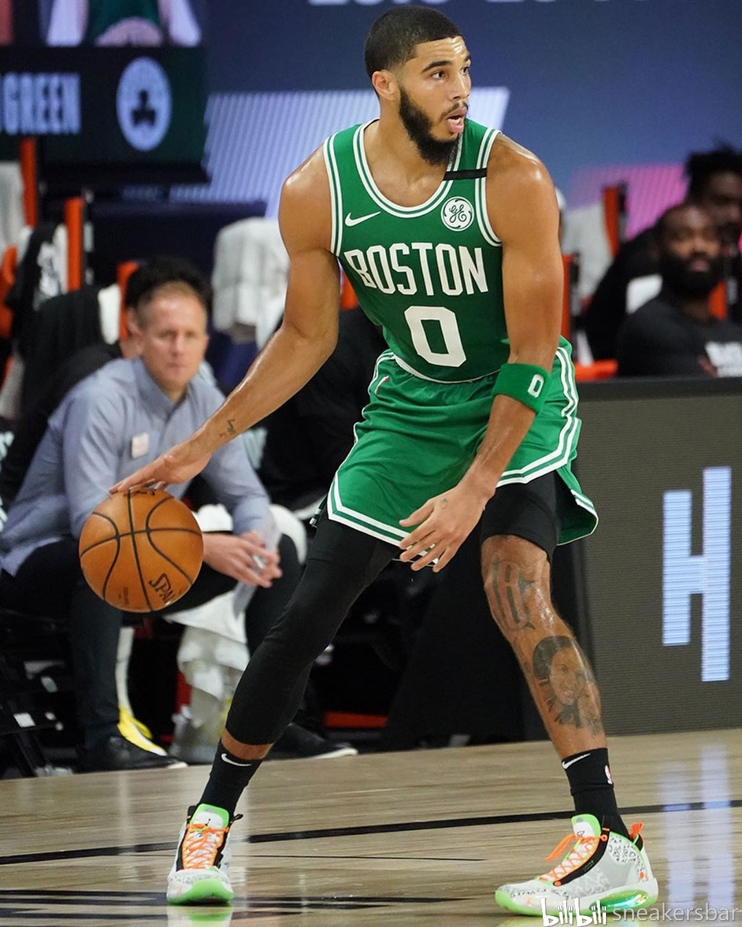 选手备受关 选手备受关