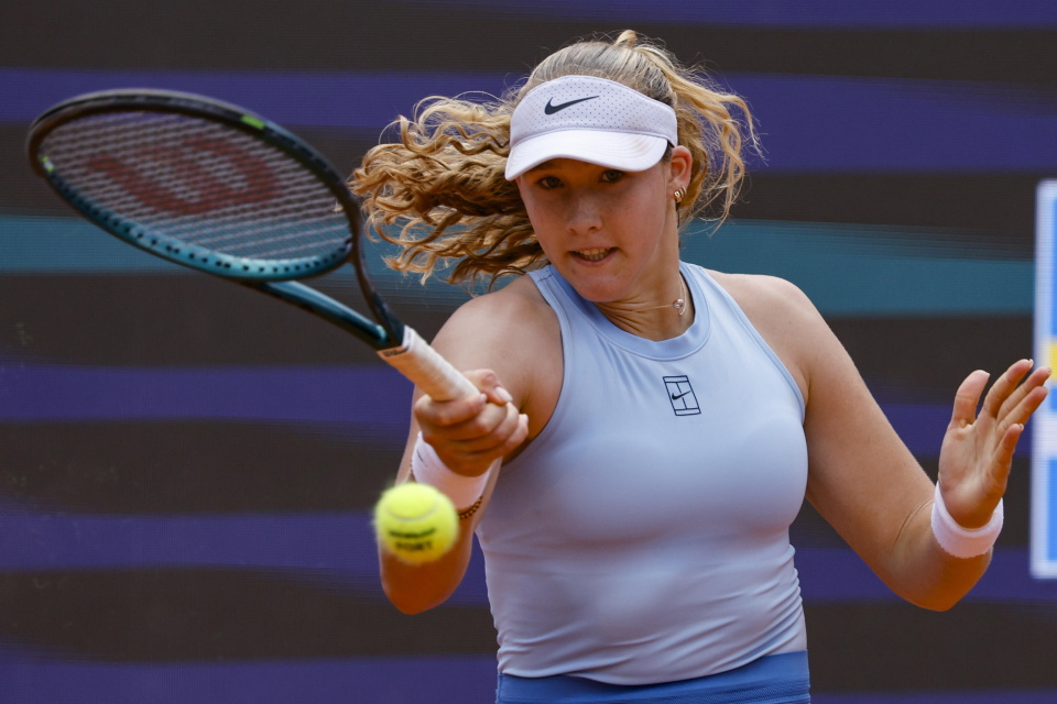 和跨文化的 和跨文化的