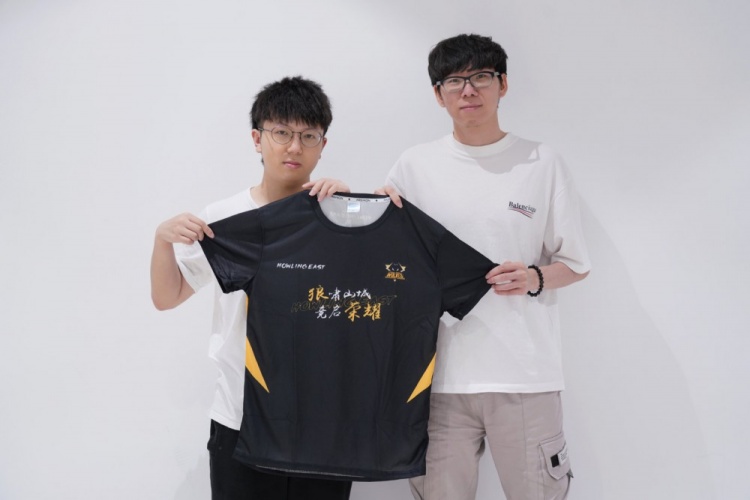 变得日益明 变得日益明